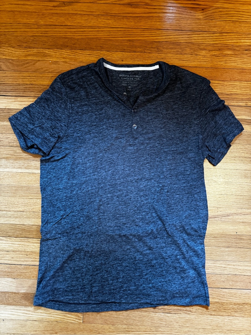 Banana Republic Men’s Heathered Dark Blue Short Sleeve Henley Medium Tall MT